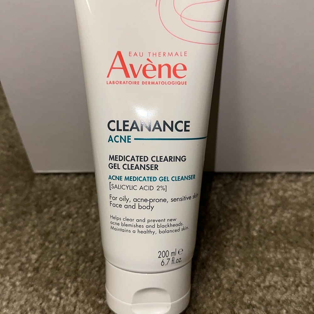 AVENE CLEANANCE ACNÉ MEDICATED CLEARING GEL CLEANSER